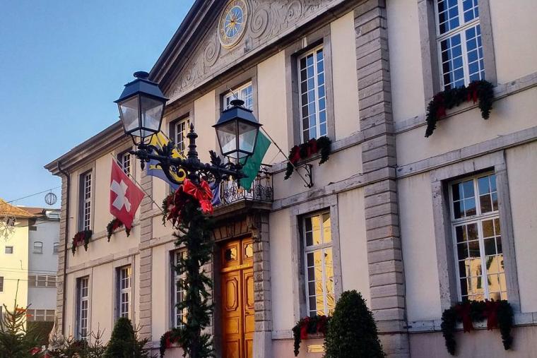 Hôtel de Ville, habillé pour les Fêtes